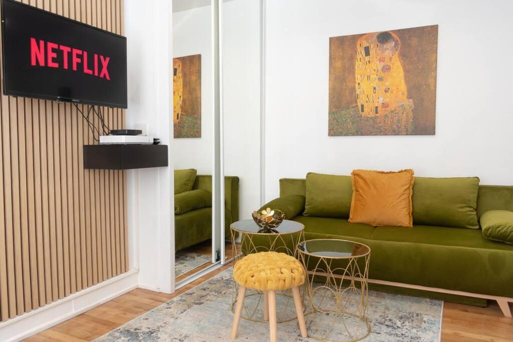 Parisian & Chic Appartement -15 Min From Paris Center Ivry-sur-Seine Bagian luar foto