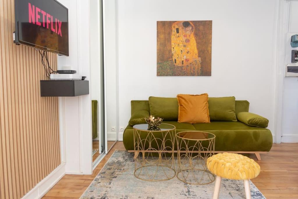 Parisian & Chic Appartement -15 Min From Paris Center Ivry-sur-Seine Bagian luar foto